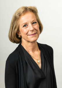 Head-and-shoulders portrait of Helene Hardy Pierce